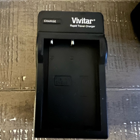 Nikon Digital Camera - Picture 6 of 8